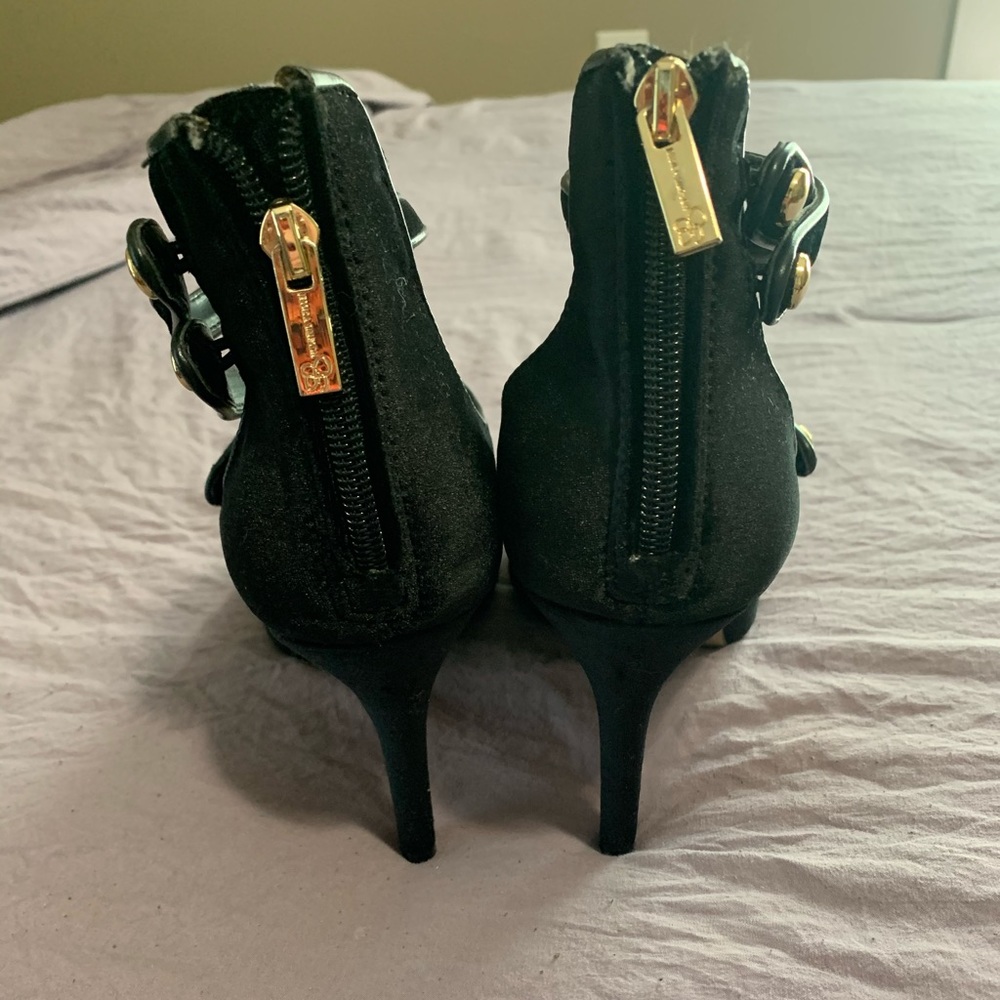 Jessica Simpson heels